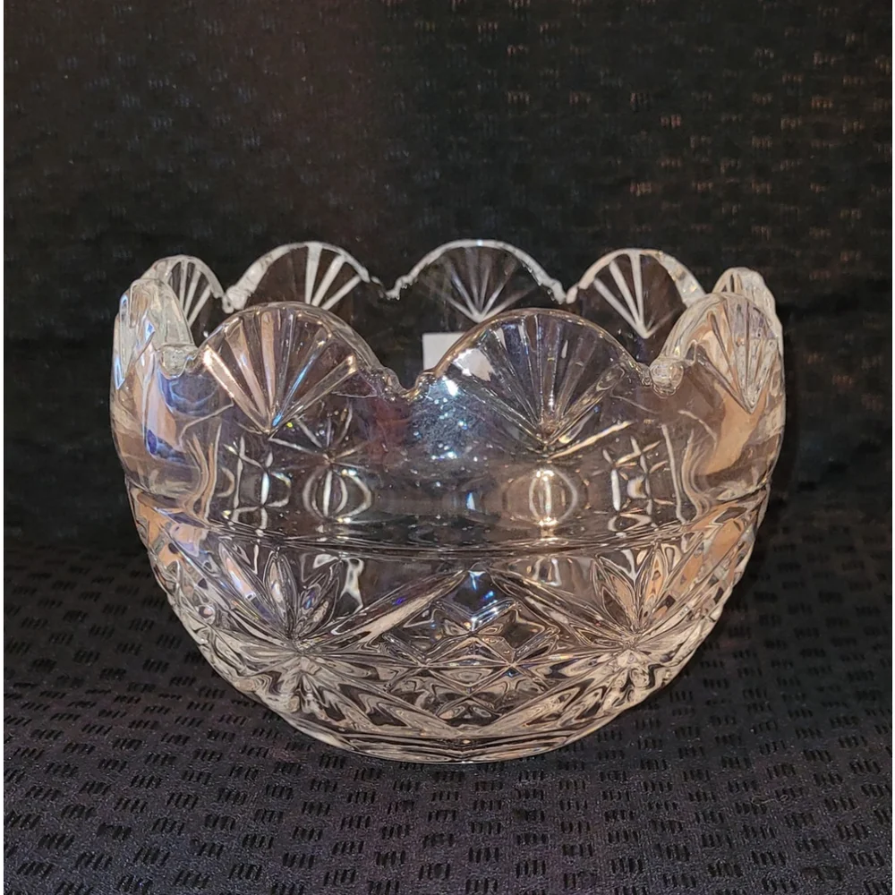 Marquis by Waterford‎ Round Lead Crystal Czech Made Regal Scallop Bowl With Tags